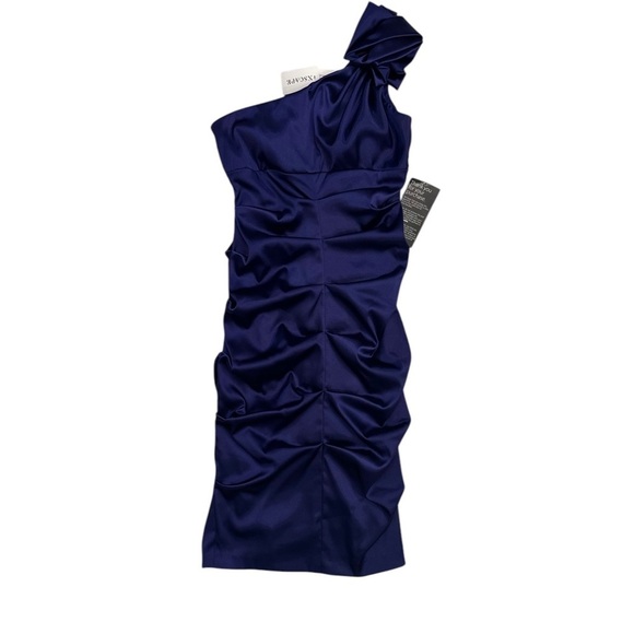 NWT Asymmetrical Purple Ruched Evening Cocktail Dress by Xscape Size 6 - Picture 3 of 9